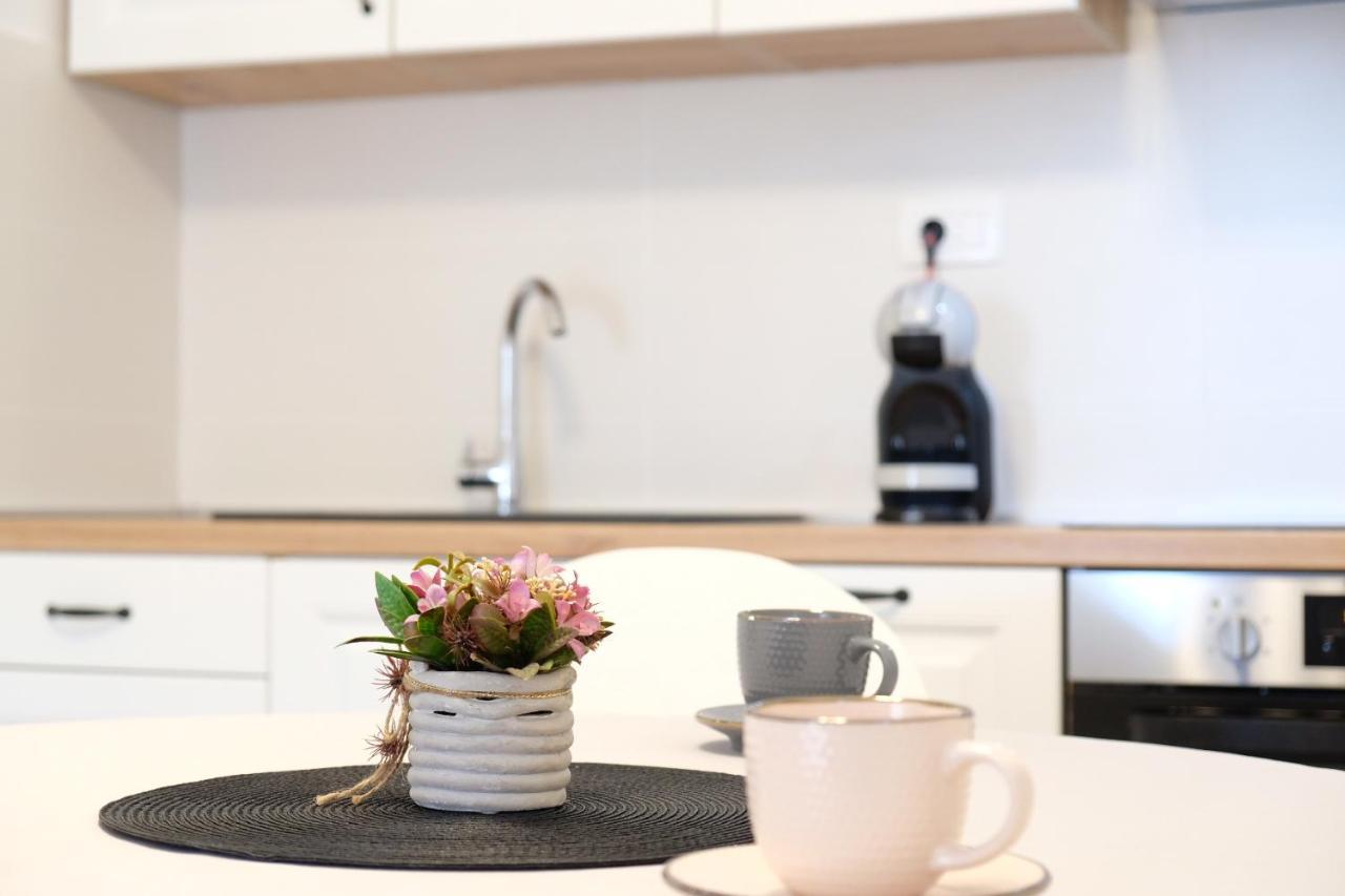 Apartment Smile Solin Exterior foto